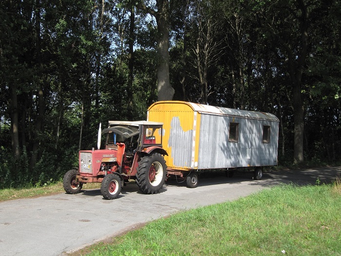 Tracktor2.jpg
