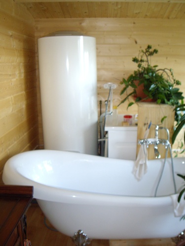MEINE BADEWANNE !!!!!