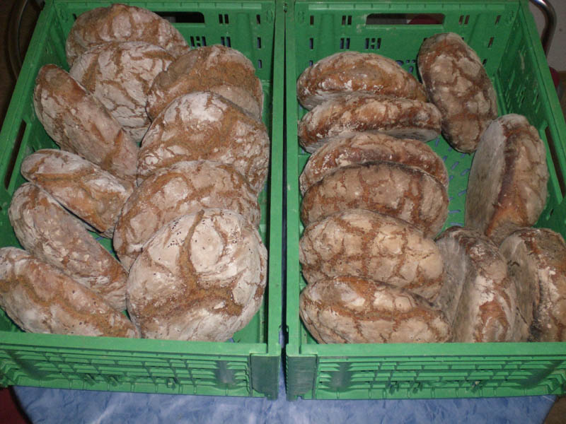 Sauerteig-Brot.JPG