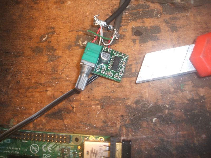 k-iradio_amp.jpg