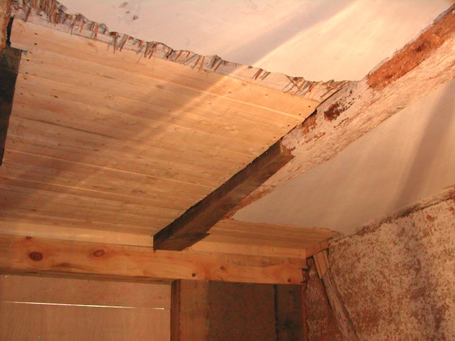Decke reparieren