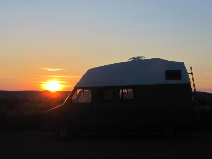 Unser Wohnwagen, Fiat Ducato, selbst ausgebaut, 25 Jahre alt, waren bis jetzt in der Toscana und in Südfrankreich