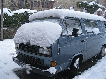 Unser Bus hat heute ein Mützchen bekommen...