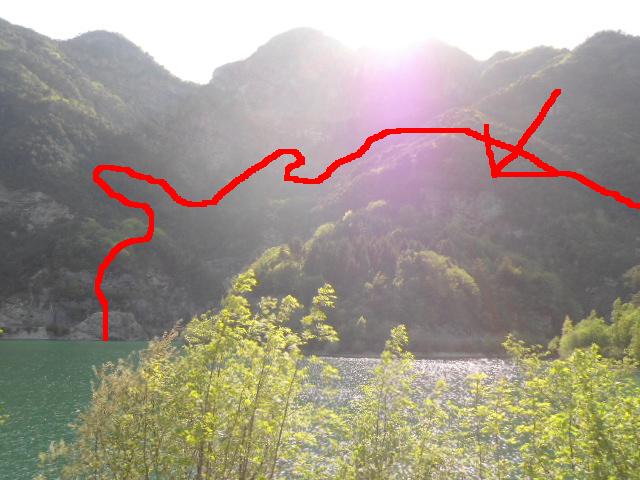 da leben wir, rote Linie ist Landgrenze