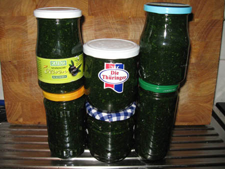 Bärlauch Pesto 2010.jpg