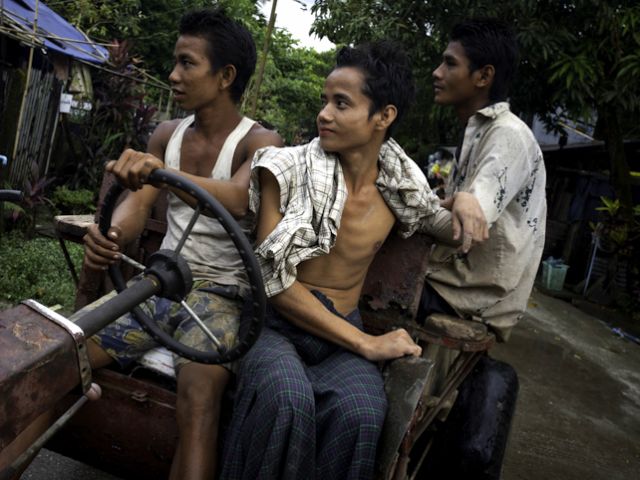 3Burma1.jpg
