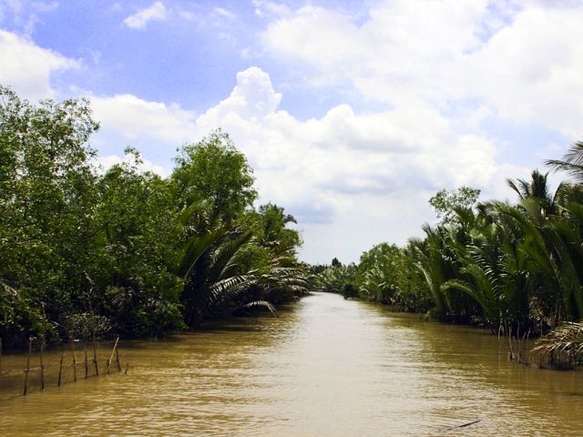 fullriver.jpg