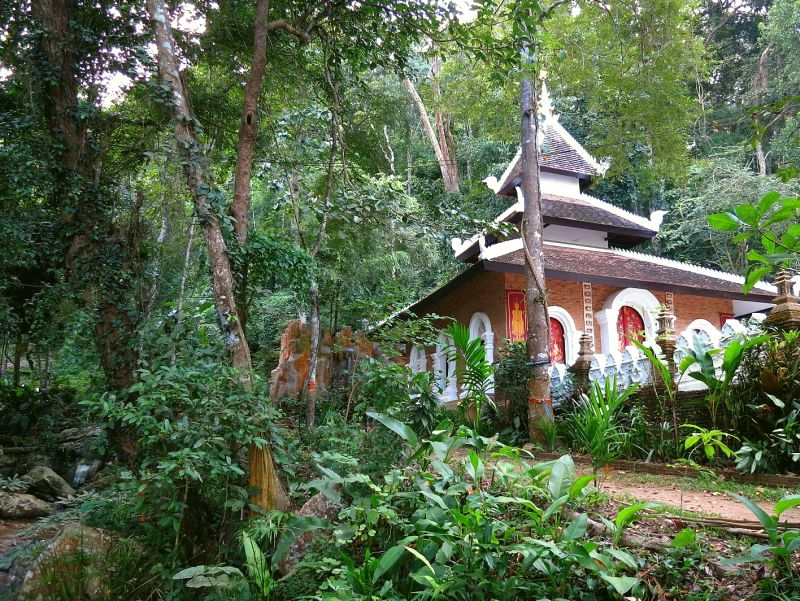 1a wat phuruea..jpg