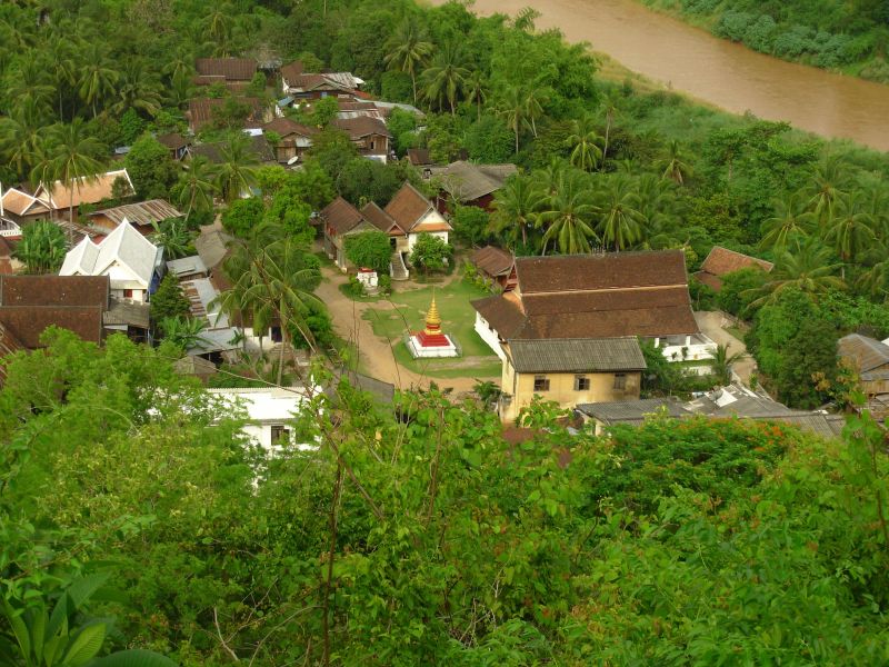 ...vom Taldorf sieht man als erstes das Klosterareal...
