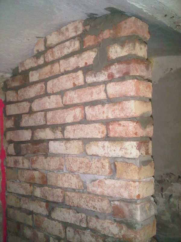 Mauer im Technikraum - VK.jpg