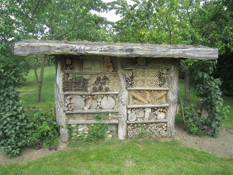 Helmern Skulpturengarten 1.JPG