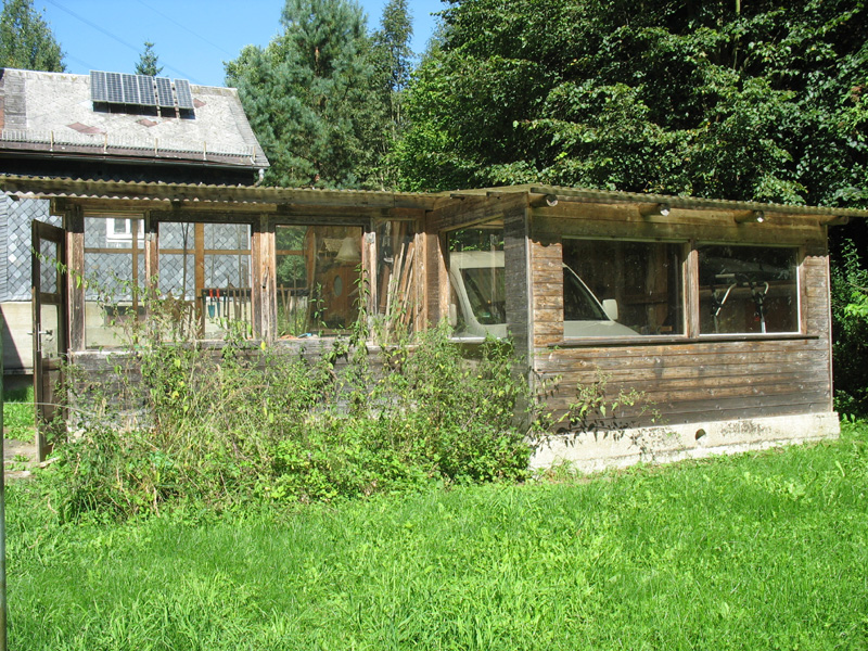 Garage und Anbau
