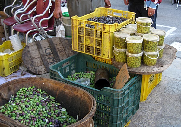 oliven markt binissalem 2.JPG