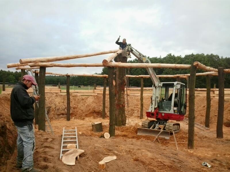 Der aufbau! Der bagger könnte etwas grösser sein. In dem fall ein 2 tonner!